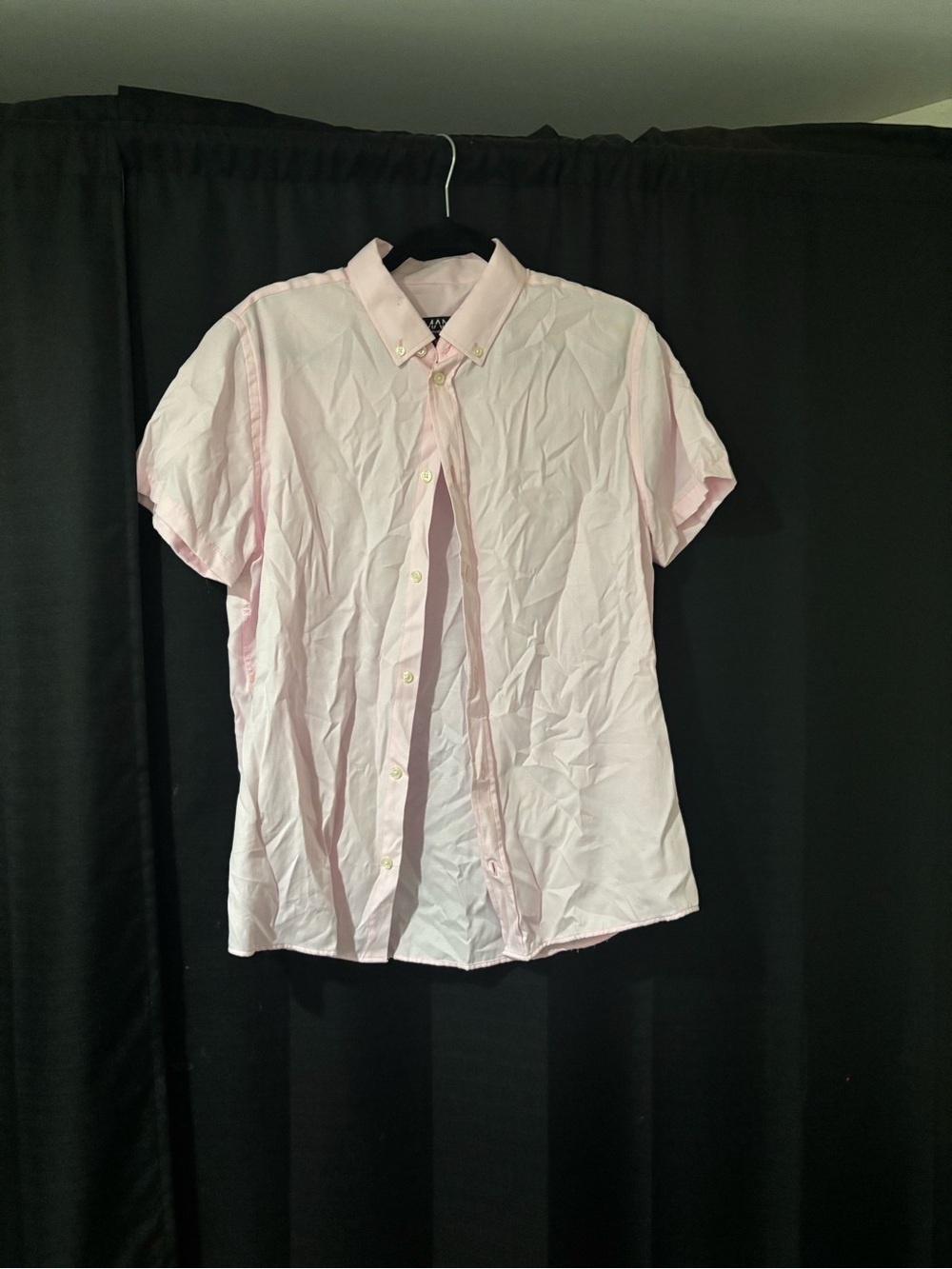 Men's Light Pink Short-Sleeve Button-Down Shirt
